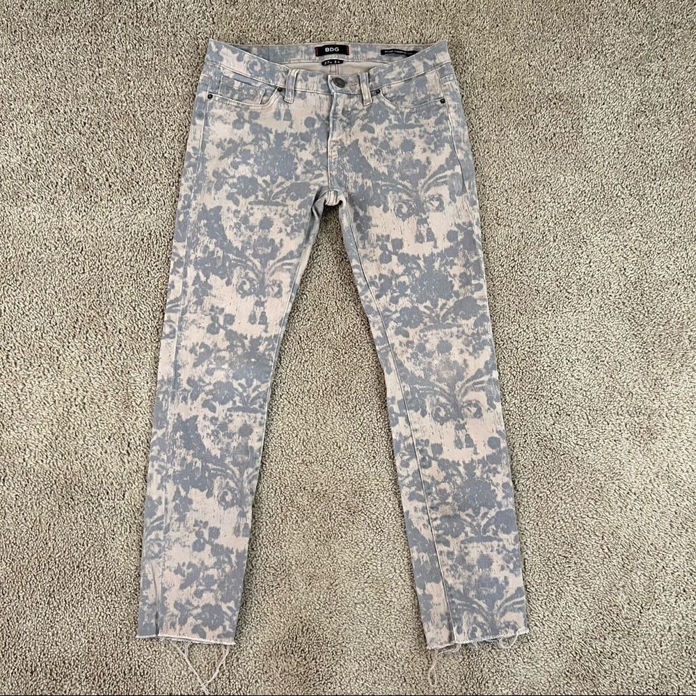 BDG Pink Purple Tie Dye Printed Mid Rise Cigarette Straight Leg Raw Hem Jeans 27